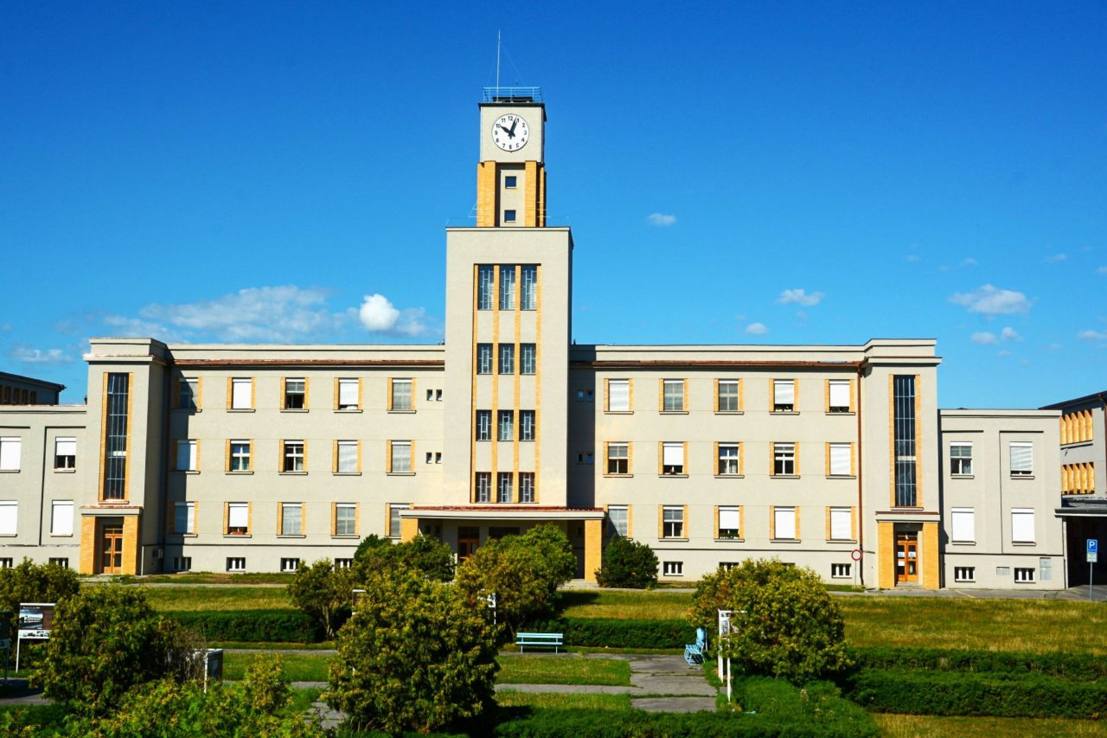 Fakultní Thomayerova nemocnice