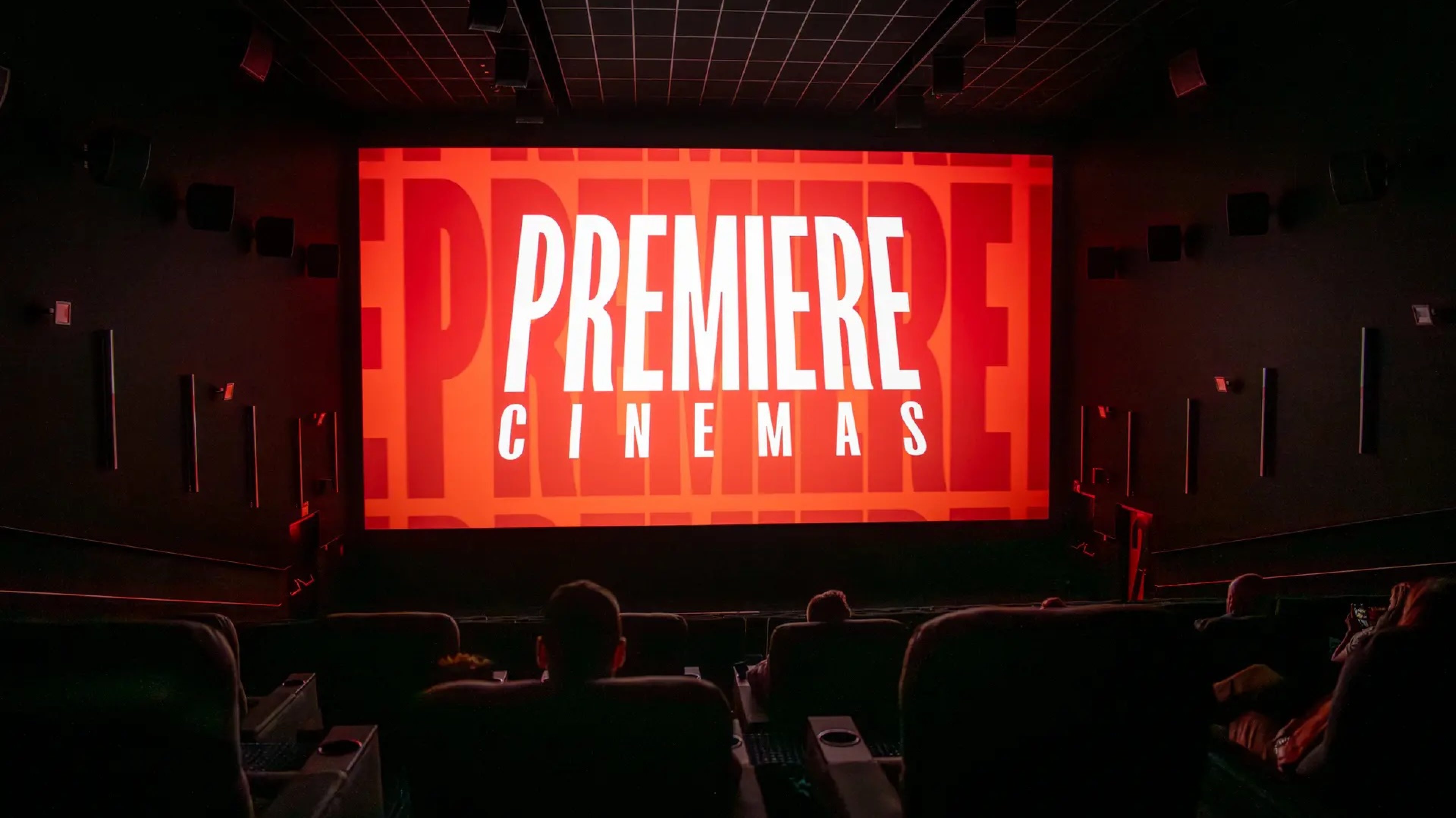 Vstupenka 1+1 zdarma do kina Premiere Cinemas Praha Hostivař